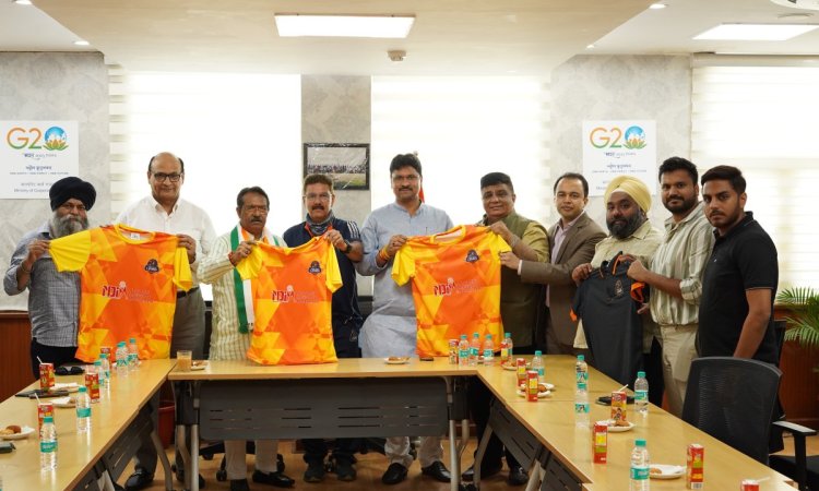 Delhi Premier League: West Delhi Lions unveil jersey on Independence Day