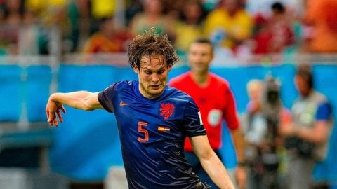 Dutch defender Daley Blind announces retirement from international football