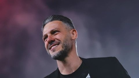 Ex-Argentine defender Demichelis takes charge of Monterrey