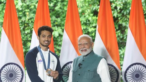 Felt positive energy and motivated after talking to PM Modi, says Paris Olympics medallist Swapnil K