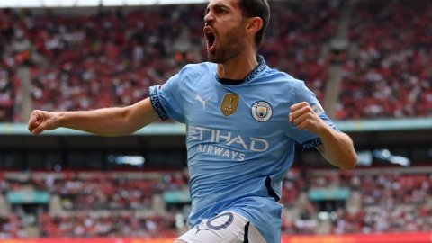 Football: Manchester City beats United in penalties to lift Community Shield Cup