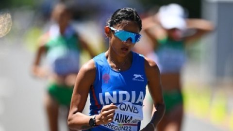 Indians falter in men's, women’s 20km race walk as Athletics competitions start in 2024 Olympic Game