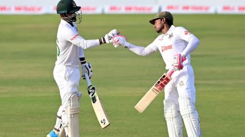 PAK vs BAN, 1st Test: முஷ்ஃபிக்கூர், லிட்டன் அரைசதம்; சரிவிலிருந்து மீண்ட வங்கதேசம்!