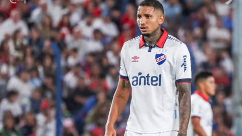 Nacional defender Juan Izquierdo dies at 27 after collapsing on pitch