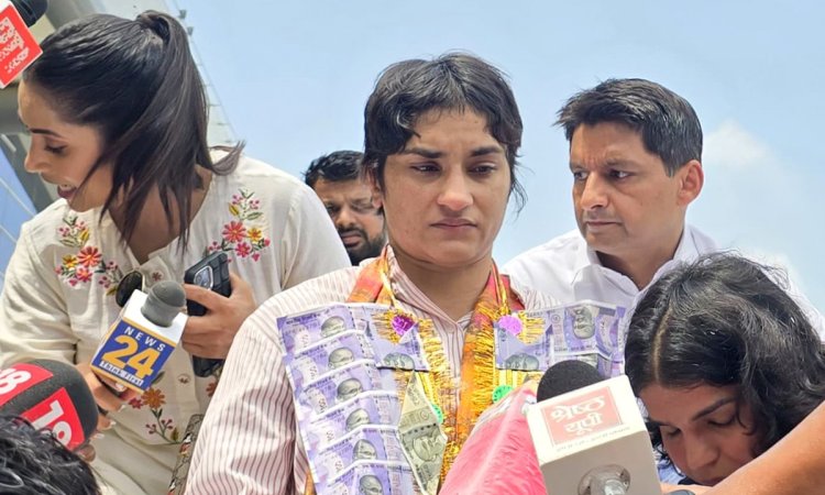 New Delhi: Wrestler Vinesh Phogat recieves a warm welcome as she arrives at IGI Airport after partic