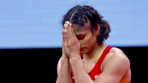 Paris Olympics: Abhinav Bindra 'completely gutted' after Vinesh Phogat's disqualification