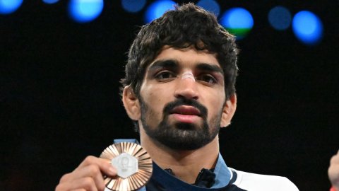 Paris Olympics: 'True spirit of dedication', Tendulkar, Dhawan congratulate Aman Sehrawat on winning