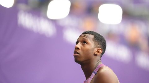 Paris Olympics: U.S. sprinter Knighton dodges media following men's 200m final amid doping controver