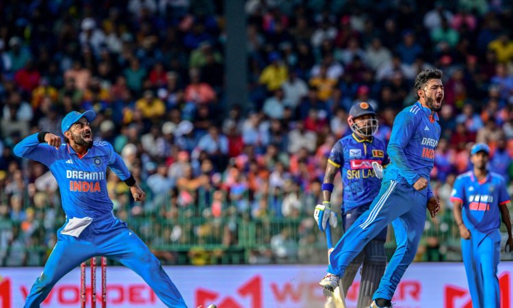 SL vs IND, 3rd ODI: அறிமுக போட்டியில் அசத்திய ரியான் பராக்; இந்திய அணிக்கு 249 இலக்கு!