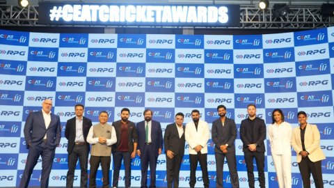 Rohit, Dravid shine at Cricket Rating Awards