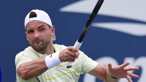 US Open: Grigor Dimitrov ousts Hijikata to reach third round