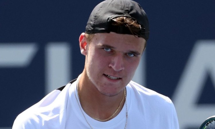 US Open: Jakub Mensik stuns Auger-Aliassime in 1st round; Goffin, Thompson, Navone also win