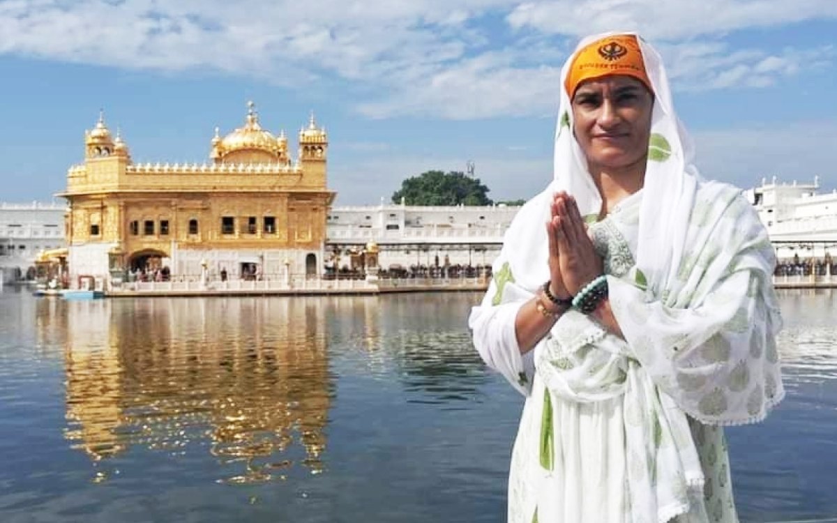 Vinesh Phogat Prays For Strength, Courage At Golden Temple On Cricketnmore