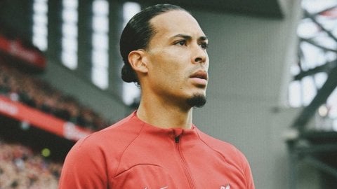 Virgil van Dijk is ‘very calm’ over Liverpool future