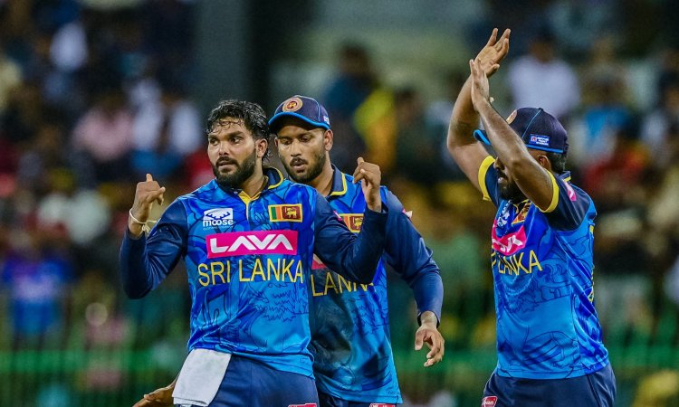 SL vs IND, 1st ODI: பந்துவீச்சில் அசத்திய அசலங்கா, ஹசரங்கா; டை -யில் முடிந்த முதல் ஒருநாள் போட்டி!