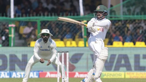 2nd Test: Mominul's ton takes Bangladesh to 205/6 at lunch