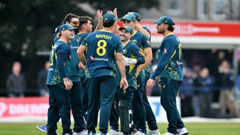 SCO vs AUS, 2nd T20I: இங்கிலிஸ், ஸ்டொய்னிஸ் அபாரம்; ஸ்காட்லாந்தை பந்தாடியது ஆஸ்திரேலியா!