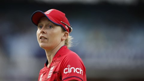 England Cricket Captain Heather Knight Reprimanded Over 'Blackface' Photo