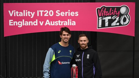 ENG vs AUS, 3rd T20I: மழையால் ரத்தானது இங்கிலாந்து -ஆஸ்திரேலிய டி20 போட்டி!