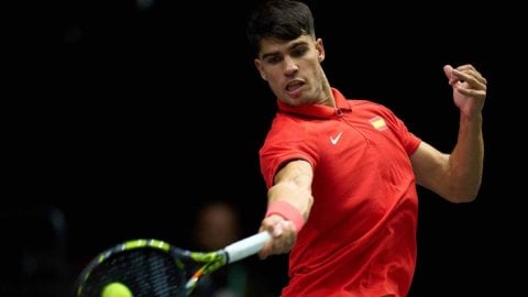 Alcaraz, Bautista give Spain place in Davis Cup final phase