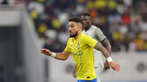 Alex Telles set for Botafogo move after Al-Nassr exit