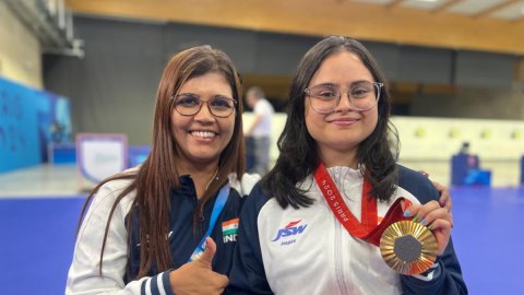 Coach Suma Shirur congratulates Avani Lekhara on winning gold in the Paralympic Games in Paris, Fran