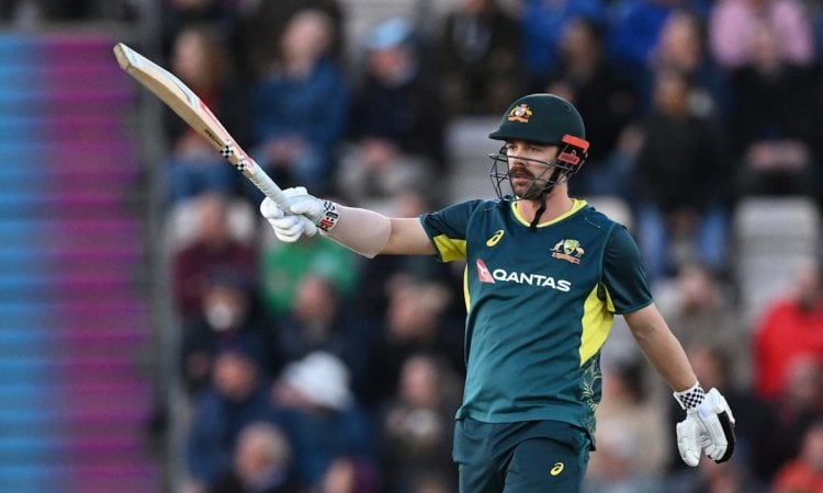 Head smashes 30 runs in an over, powers Aus to win over Eng in 1st T20I