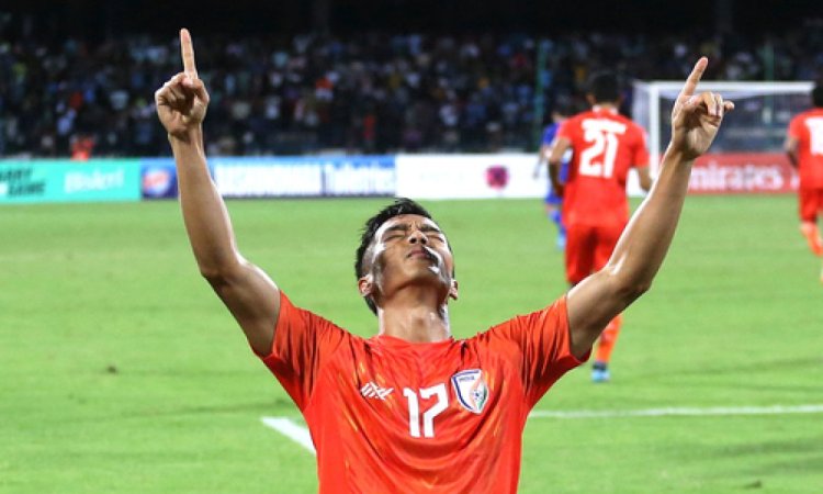 I don't take pressure over succeeding Sunil Chhetri, says Mumbai City and India striker Lallianzuala