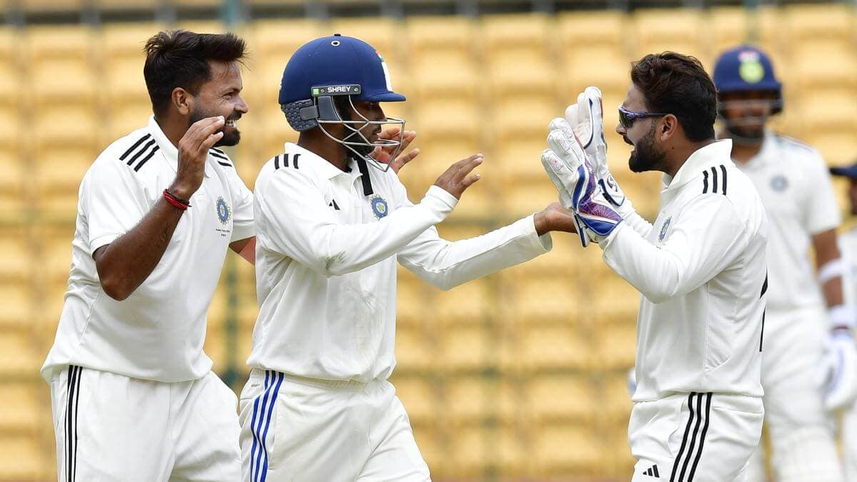 IN-B vs IN-C: Dream11 Prediction Match 4, Duleep Trophy 2024 துலீப் கோப்பை 2024: இந்தியா பி vs இந்தியா சி - உத்தேச லெவன் & ஃபேண்டஸி லெவன் டிப்ஸ்!