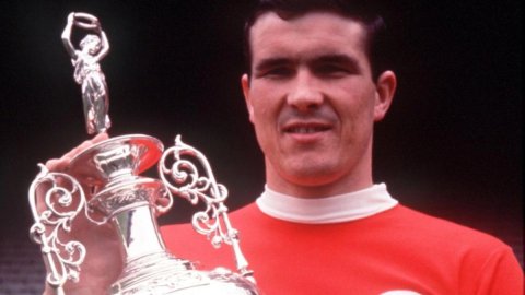 Liverpool legend Ron Yeats passes away at 86 after Alzheimer’s battle