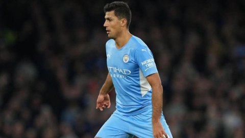 Man City boss Guardiola unsure on Rodri's knee injury severity