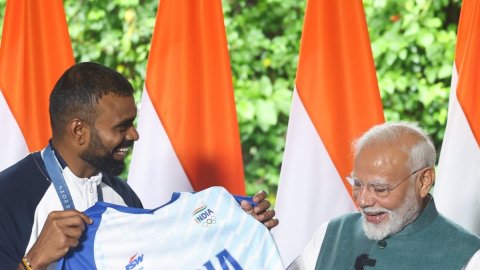 PM Modi pens 'heart-warming letter' to hockey stalwart Sreejesh on his retirement