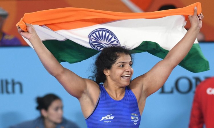 Sakshi Malik, Geeta Phogat announce Wrestling Champions Super League