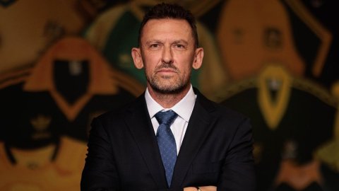 Tony Popovic named Australia men's football team head coach