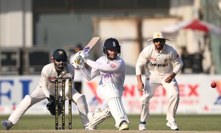 PAK vs ENG, 2nd Test: சதமடித்து அசத்திய டக்கெட்; இங்கிலாந்து அணி தடுமாற்றம்!