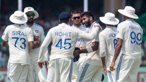 2nd Test: India restrict Bangladesh to 146, need 95 to sweep series