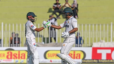 PAK vs ENG, 3rd Test: சதமடித்து அணியை முன்னிலைப் படுத்திய சௌத் சகீல்; இங்கிலாந்து அணி தடுமாற்றம்!