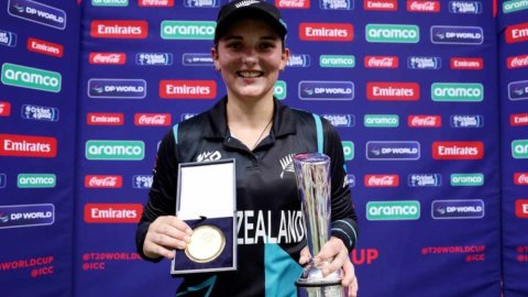 24 साल की Amelia Kerr ने न्यूजीलैंड को T20 World Cup जिताकर रचा इतिहास,ऐसा करने वाली दुनिया की पहला 