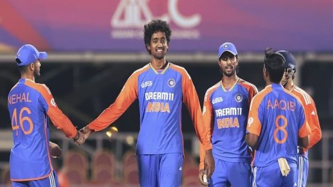 Emerging Teams Asia Cup 2024: इंडिया A की जीत में चमके गेंदबाज, ओमान को 6 विकेट से दी मात 