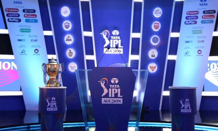 IPL 2025: BCCI इस देश में करा सकता है मेगा ऑक्शन का आयोजन 