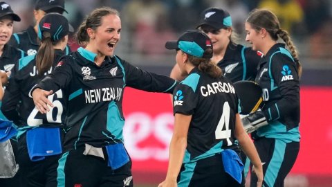 Womens T20 WC 2024, Final: साउथ अफ्रीका को 32 रन से हराते हुए न्यूज़ीलैंड पहली बार बना चैंपियन 