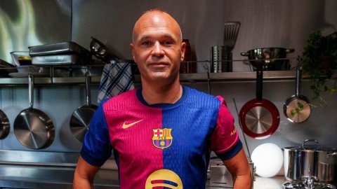 Barcelona legend Andres Iniesta set to retire on special date