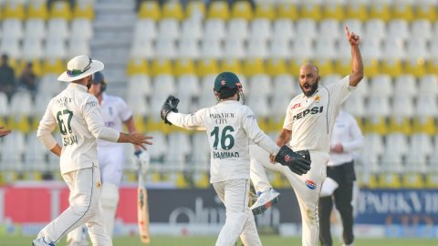 Eng vs Pak: Sajid Khan turns table for Pakistan after Duckett's century on Day 2