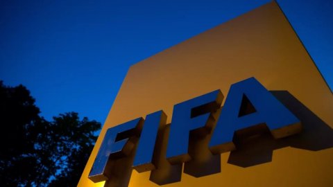 FIFA to meet stakeholders over potential transfer rules change