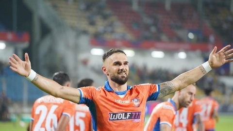 ISL 2024-25: Borja Herrera’s late goal helps FC Goa rescue a point against NorthEast United FC