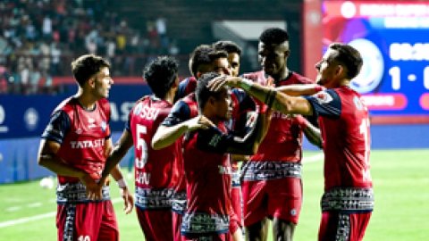 ISL 2024-25: Jamshedpur FC’s clinical outing hands East Bengal season's fourth straight defeat