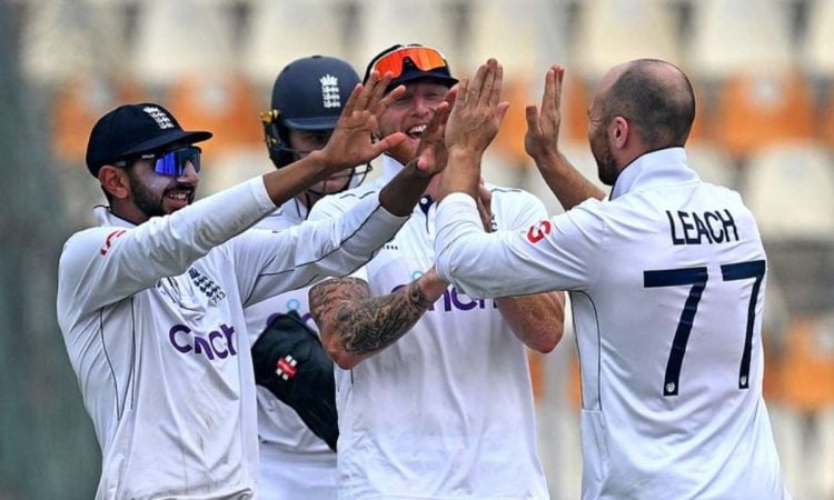 Pakistan bowled out for 366 runs in first innings of second test vs England 