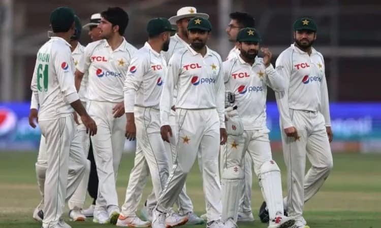 PAK vs ENG, 1st Test: பாகிஸ்தான் பிளேயிங் லெவன் அறிவிப்பு; ஷாஹீன், நஷீம் ஷா ரிட்டர்ன்ஸ்!