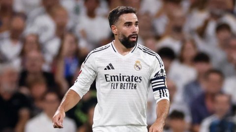 Real Madrid extend Carvajal's contract despite ACL injury setback