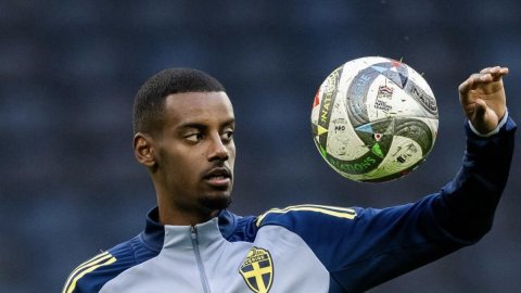 Sweden name UEFA Nations League squad, Isak misses out due to injury